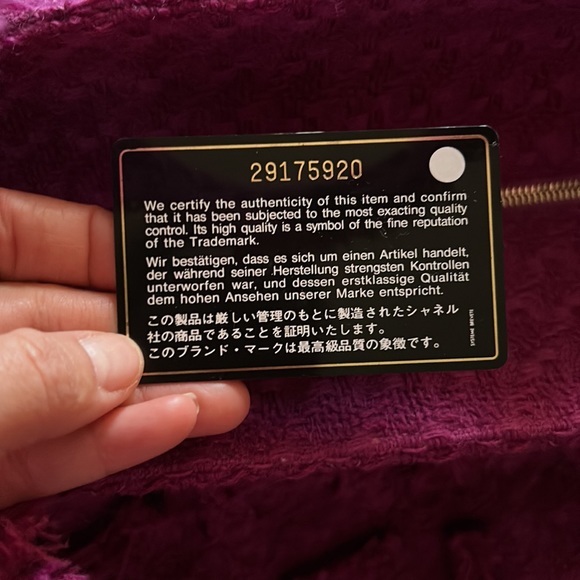 CHANEL tote - Like New! - Picture 5 of 6